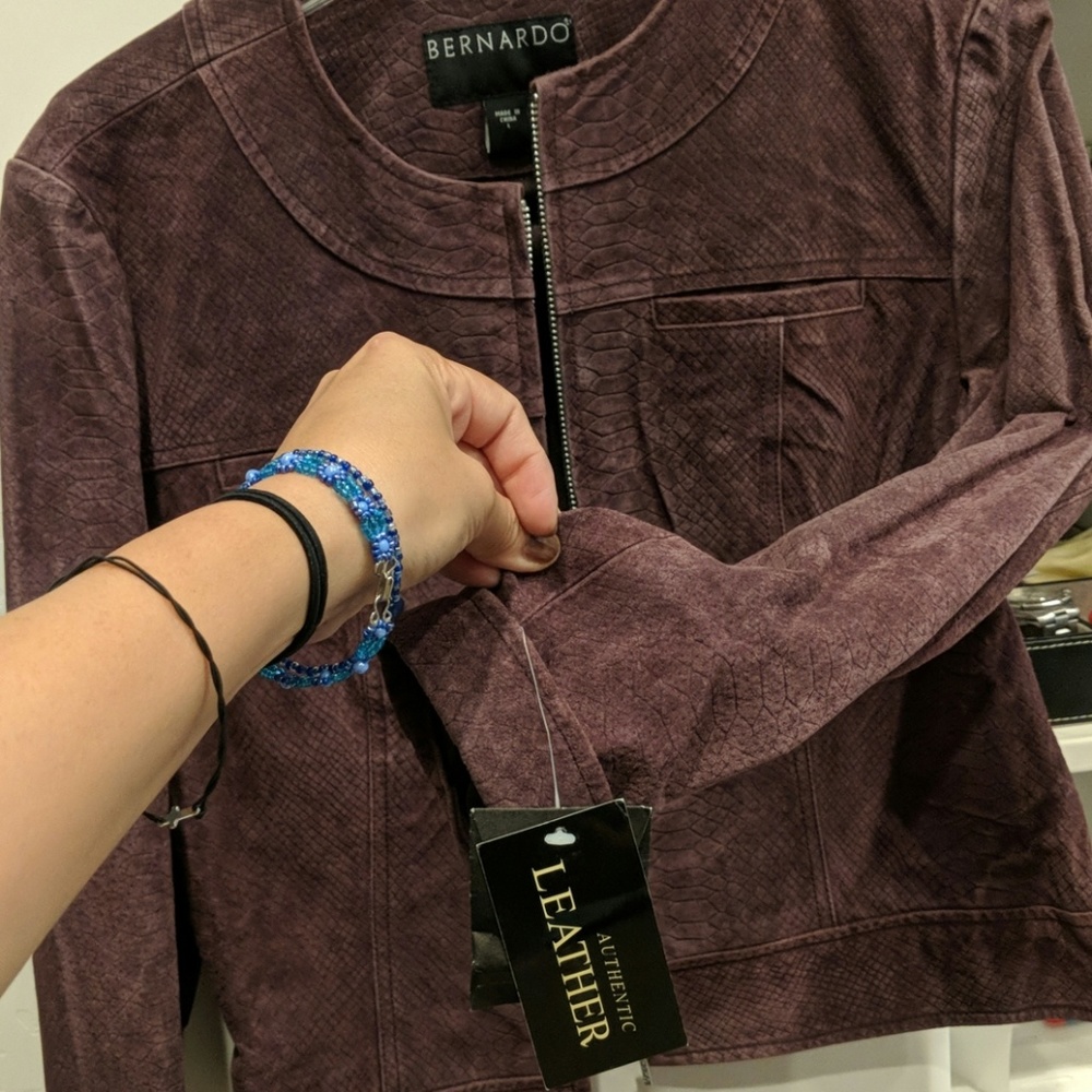 Leather jacket - Picture 4 of 4